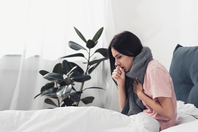 What Causes Cough and Chest Tightness at Night?